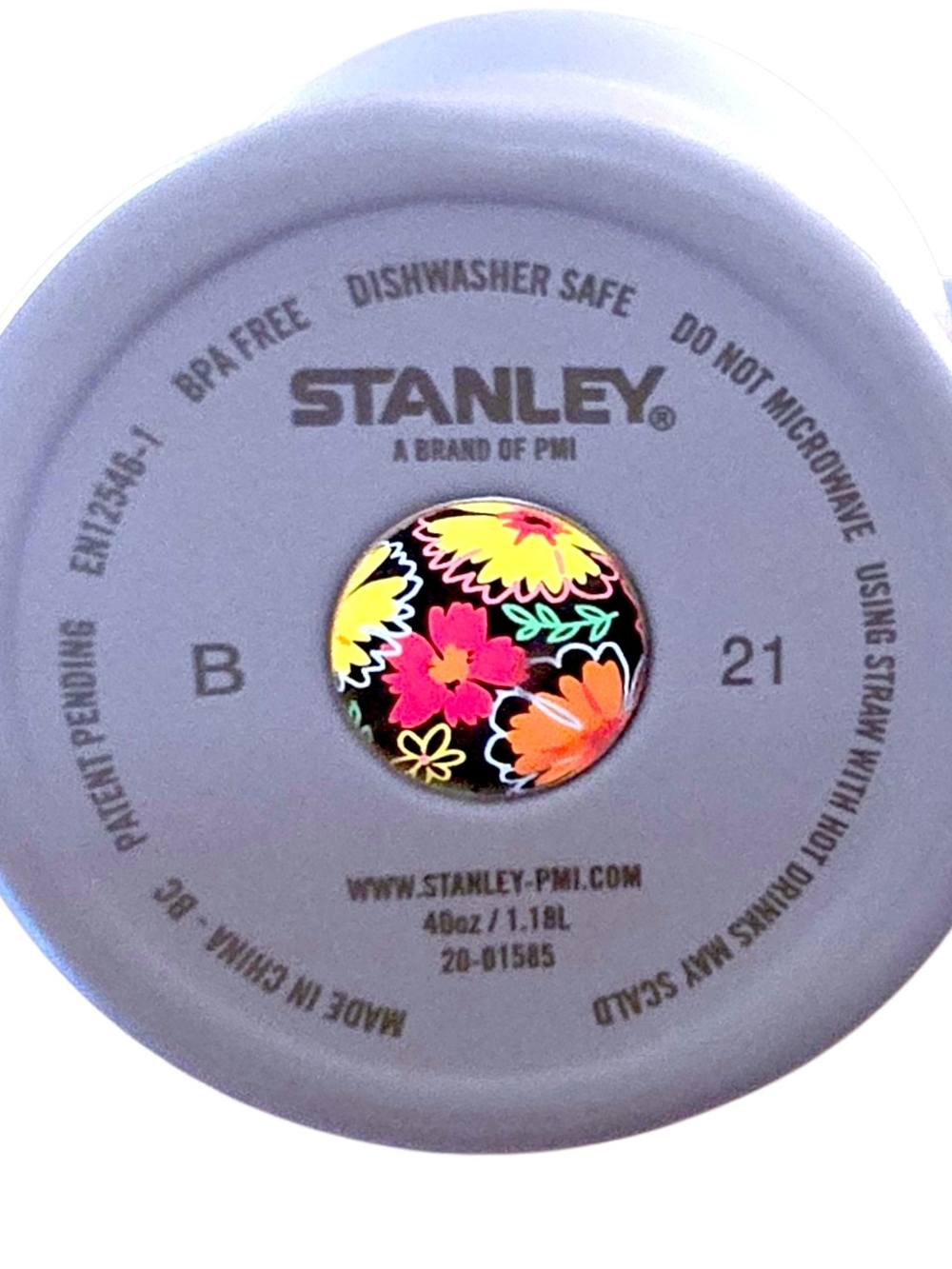 Stanley Light Gray Travel Tumbler with Handle and Clear Lid - Picture 4 of 5